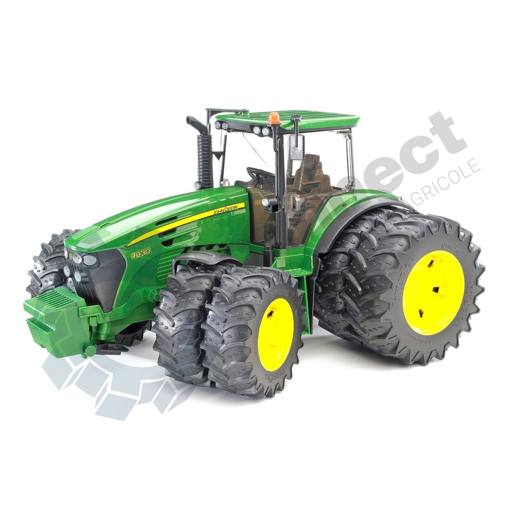 Tractor cu roti duble John Deere 7930